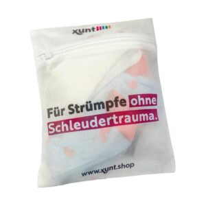 xunt Wäschesäckchen gefüllt mit Aufschrift "Für Strümpfe ohne Schleudertrauma"